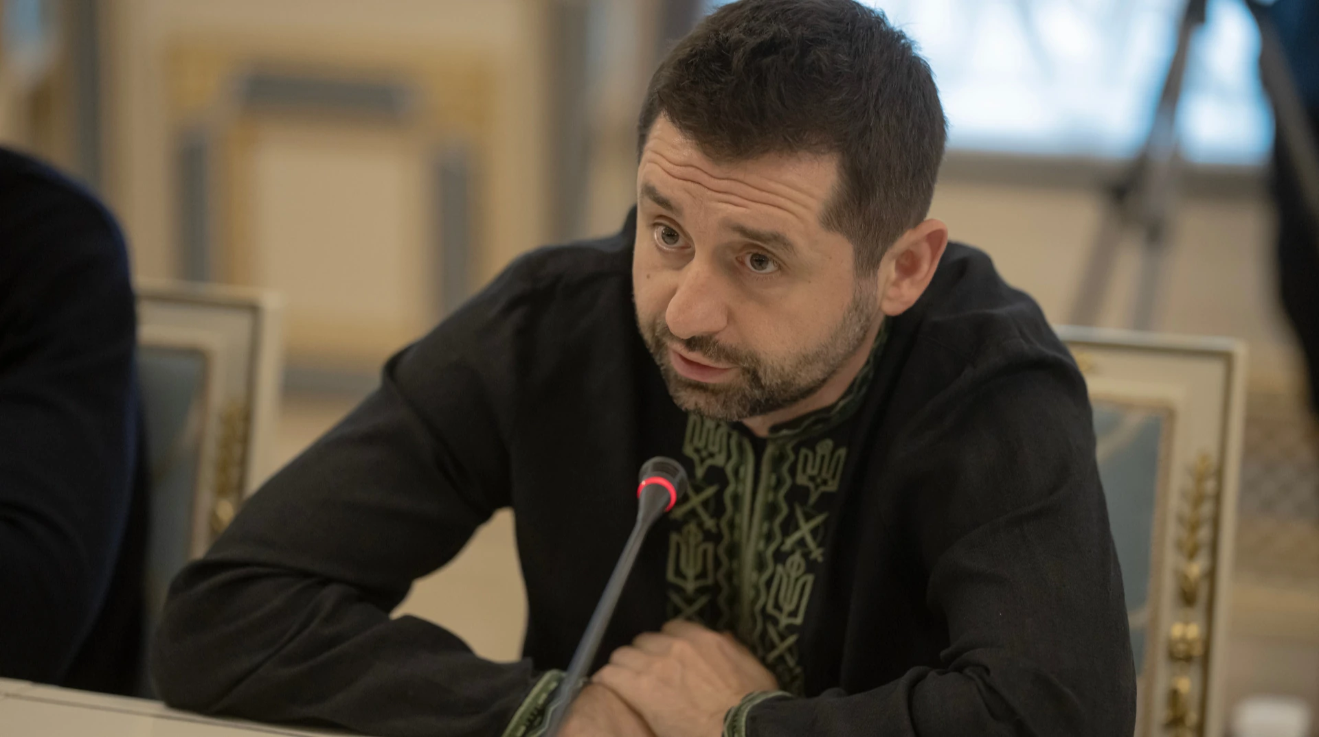Арахамія «рятував» Кравченка на зустрічі антикорупціонерів із Зеленським – УП